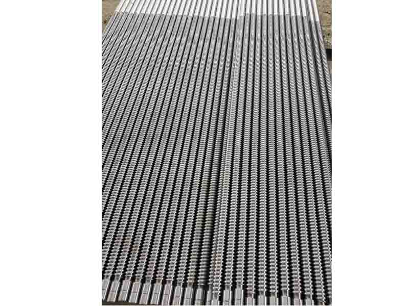 梯形丝杠加工中的螺纹加工方法